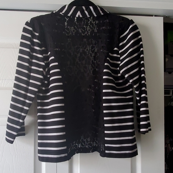 BLACK AND WHITE BLAZER - Picture 3 of 3